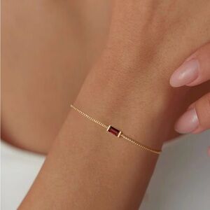 Elegant Gold Plated Bracelet with Garnet Gemstone